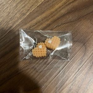 Waffle Heart Shape Dangle Earrings